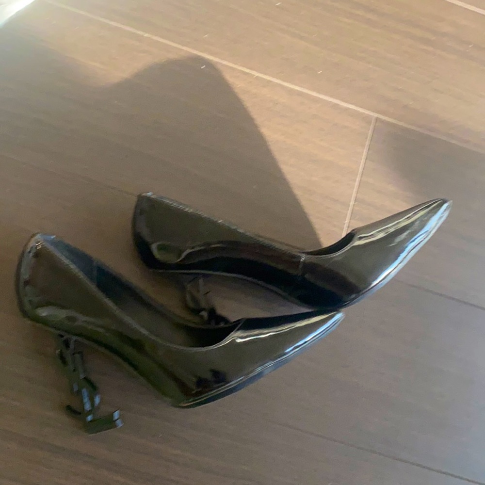 Black heels